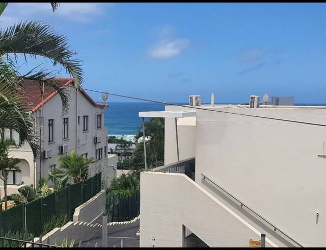 2 BEDROOM APARTMENT FOR SALE IN UMHLANGA CENTRAL